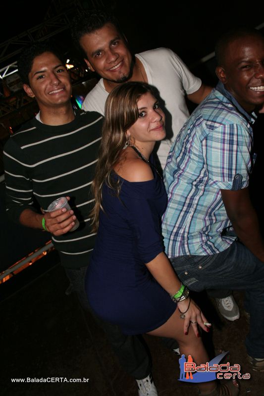 Balada: T� Tarada - A Festa com Cacio & Marcos exclusividade Os Lend�rios - Via Stadium - Taguatinga - DF