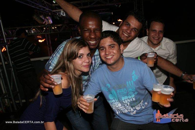 Balada: T� Tarada - A Festa com Cacio & Marcos exclusividade Os Lend�rios - Via Stadium - Taguatinga - DF