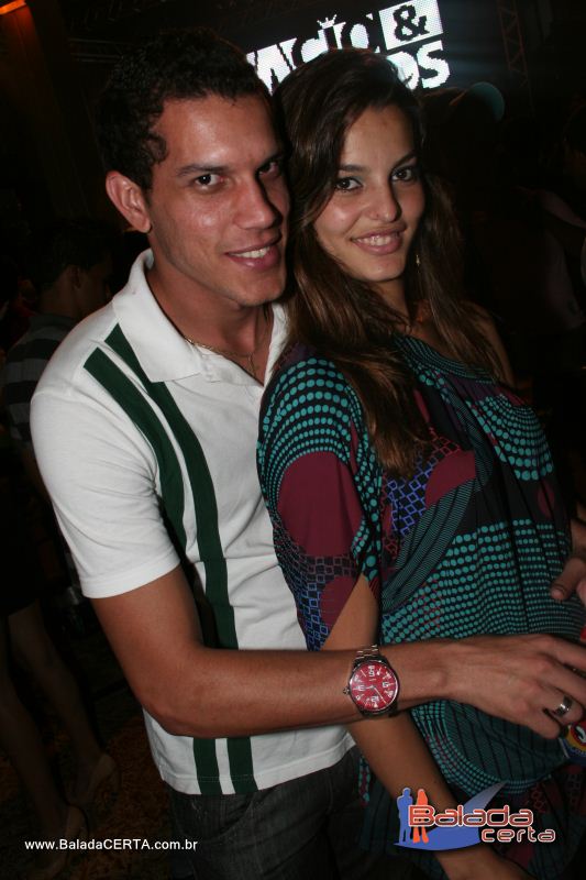 Balada: T� Tarada - A Festa com Cacio & Marcos exclusividade Os Lend�rios - Via Stadium - Taguatinga - DF