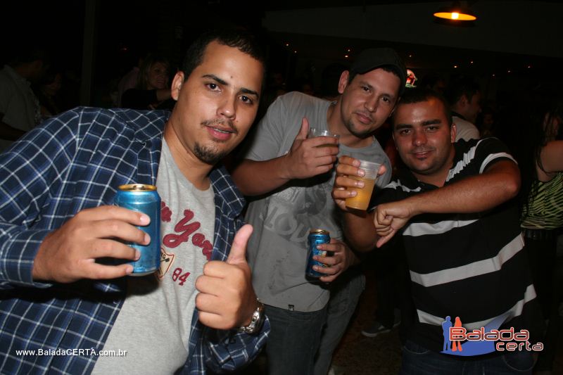 Balada: T� Tarada - A Festa com Cacio & Marcos exclusividade Os Lend�rios - Via Stadium - Taguatinga - DF