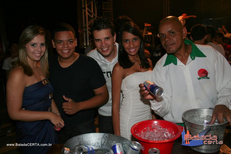 Balada: Cacio & Marcos - Os Lend�rios - Via Stadium - Taguatinga - DF