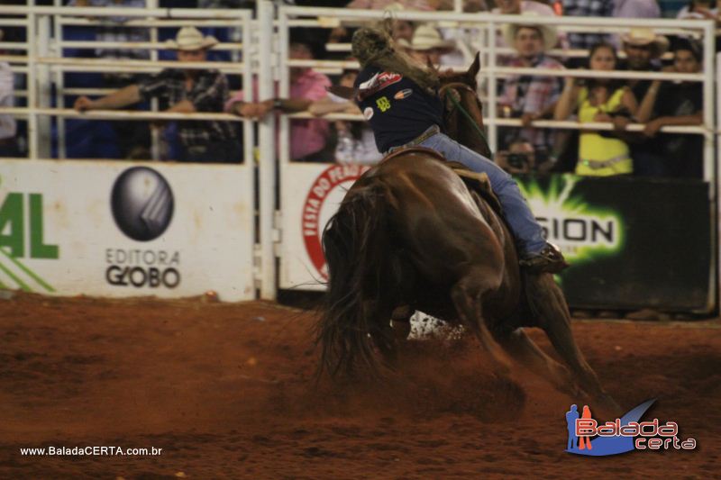 Balada: Festa do Peo Barretos 2011 - Excurso Os Lendrios - Barretos - SP